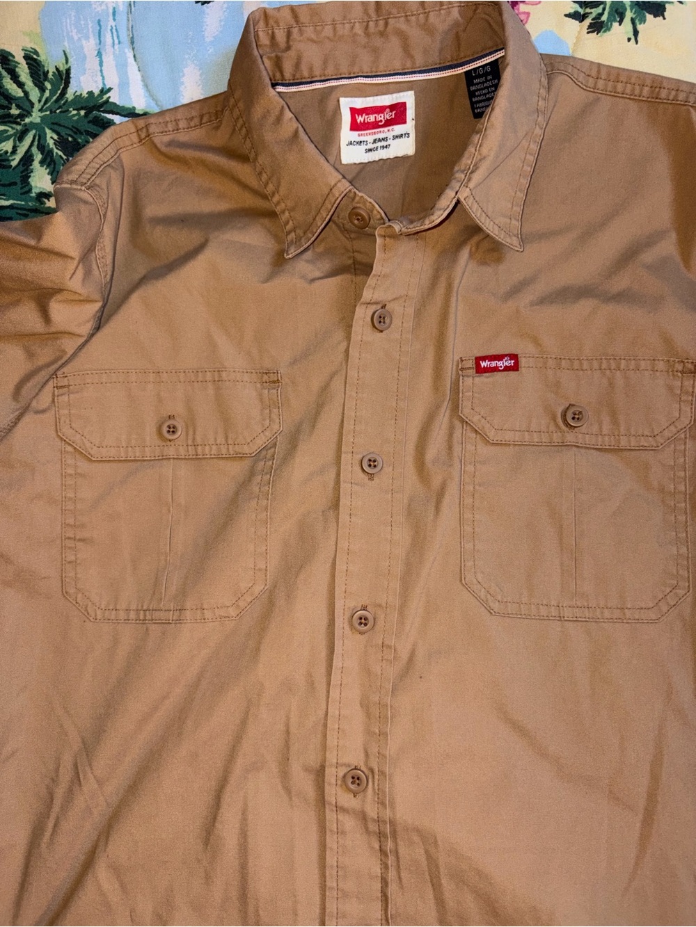 Wrangler Tan Button-Up Work Shirt with Red Logo Tab - Picture 2 of 5